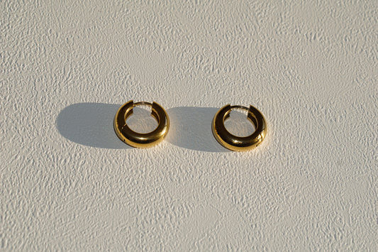 Mila Hoops