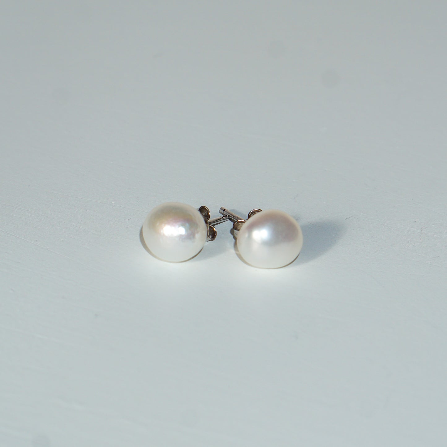 Ally Pearl Studs